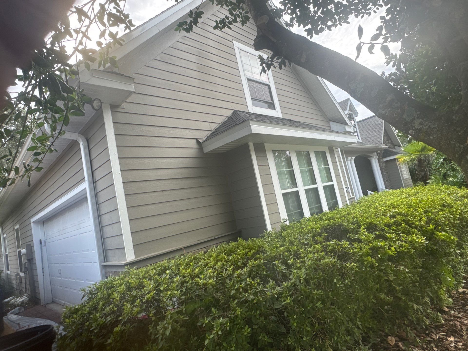 Fletcher Park Gainesville Duration Williamsburg Gray white drip edge