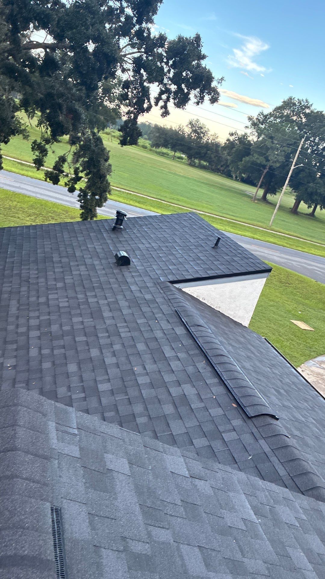 Silver Springs Shores Onyx Black finished field with black drip edge Ocala