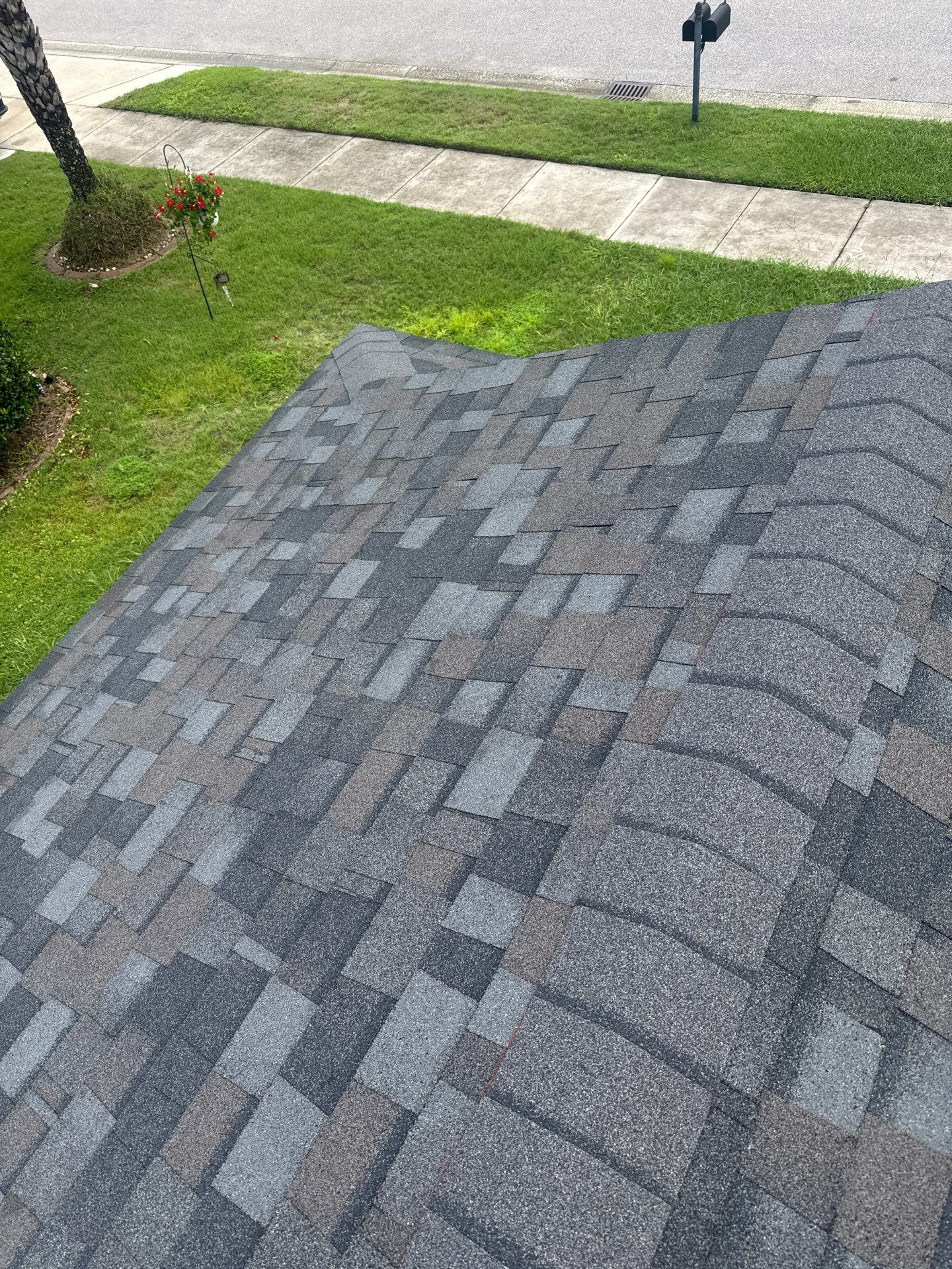 Mount Dora Oakridge Williamsburg Gray finished field toward street