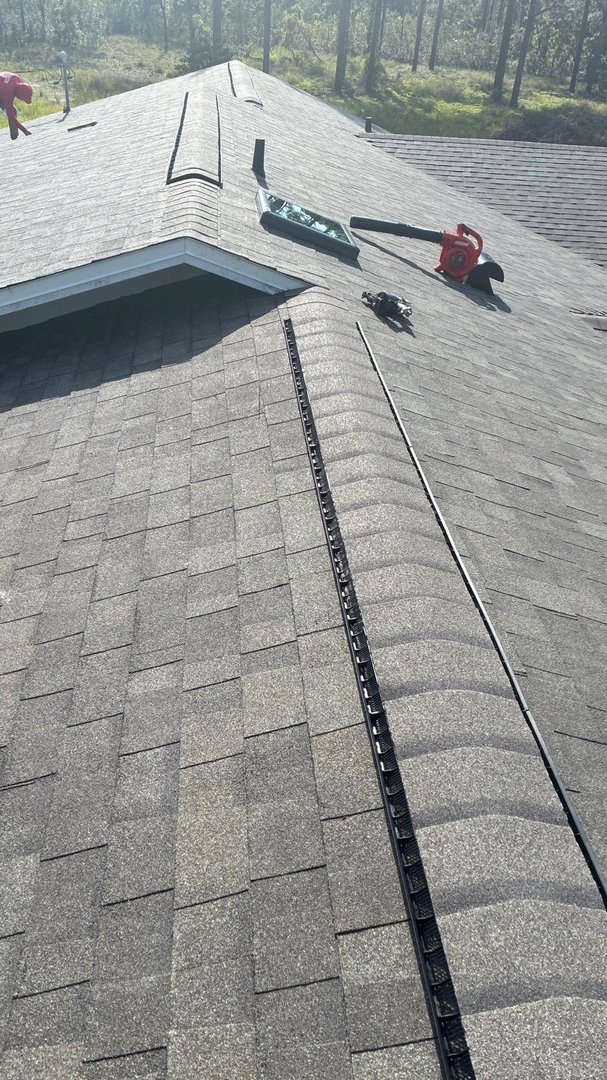 Rainbow Lakes Estates near Ocala Owens Corning Oakridge Onyx Black roof